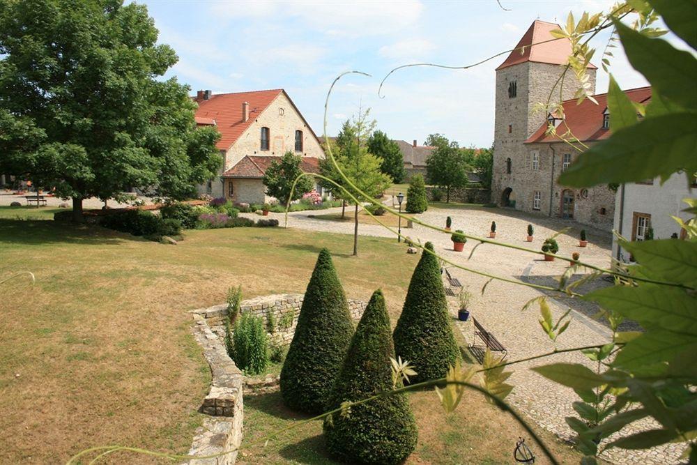 Hotel Burg Wanzleben Exteriér fotografie